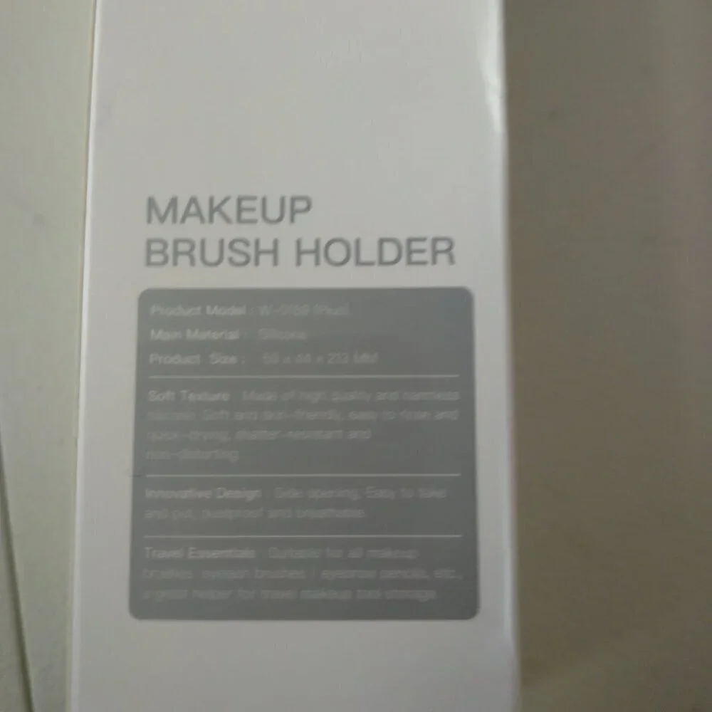 N/A makeup brush